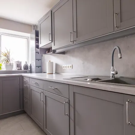 Apartment Sunny Between Airport And With 3 Bedrooms Riga