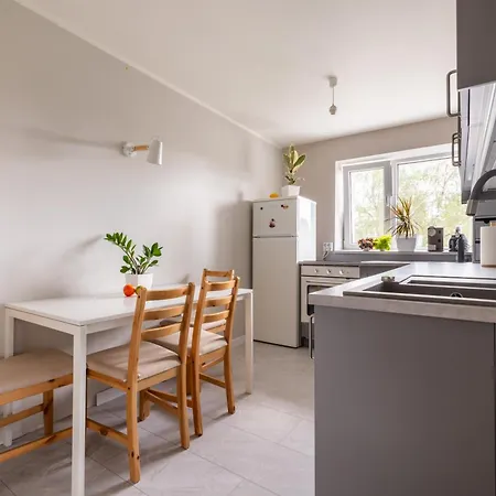 Sunny Between Airport And With 3 Bedrooms Рига